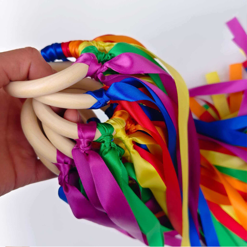عصي طائرات ورقية ملونة بألوان  - مراجعة Gymnastic Ring Wood وسعره
