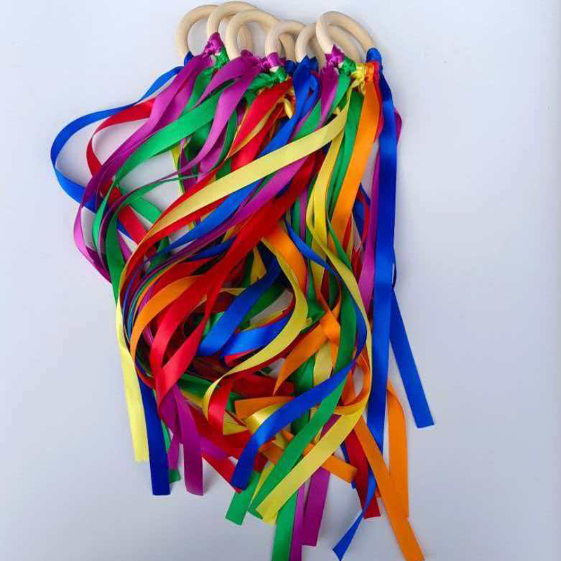 عصي طائرات ورقية ملونة بألوان  - مراجعة Gymnastic Ring Wood وسعره